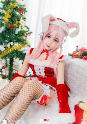亚洲纯情制服丝袜旗袍美女激情诱惑_4K免费在线观看